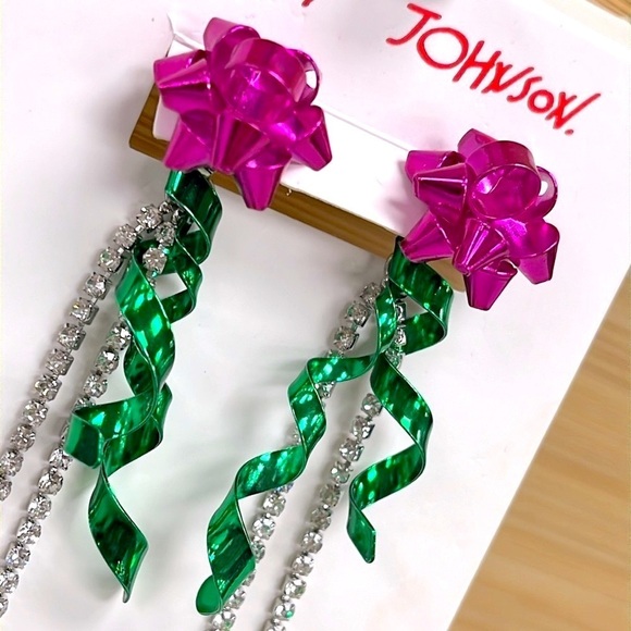 Brand New Betsey Johnson Metallic Pink Bow Ribbon Dangly Rhinestone Earrings - Picture 8 of 11